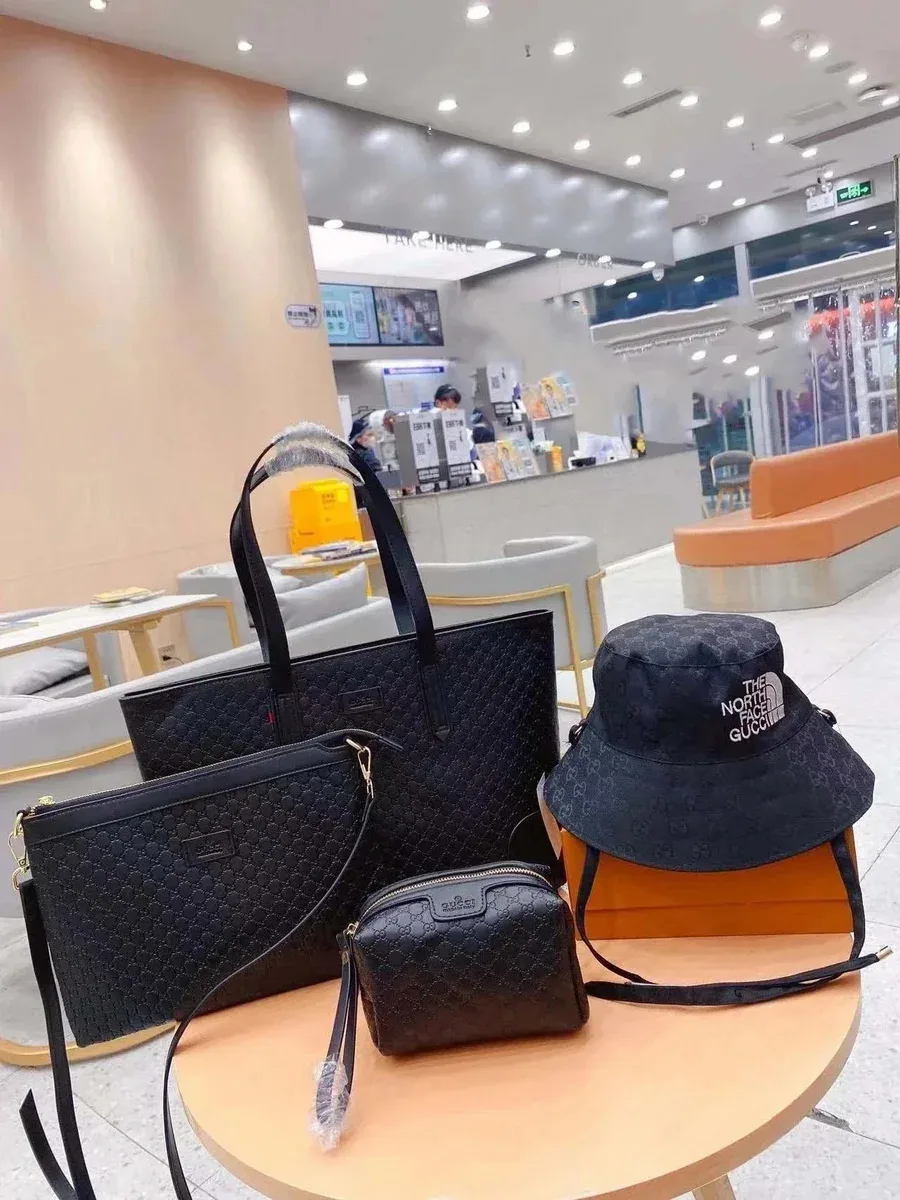 Kakobuy spreadsheet Gucci GG Supreme Black Tote & Accessories Set Accessories QC photo and price row